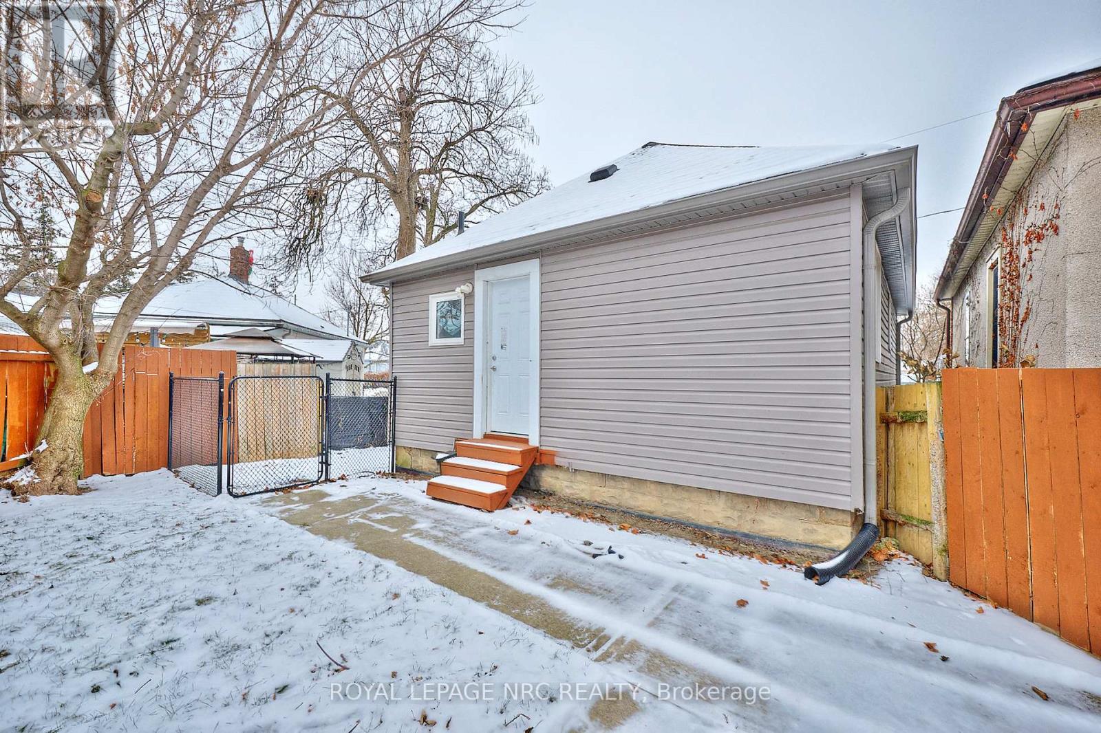 29 Trapnell Street, St. Catharines, Ontario  L2R 1B1 - Photo 26 - X12637928