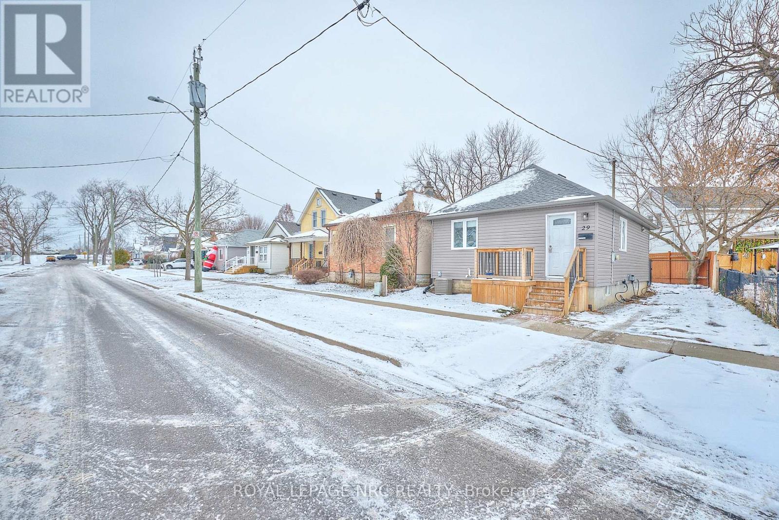 29 Trapnell Street, St. Catharines, Ontario  L2R 1B1 - Photo 30 - X12637928