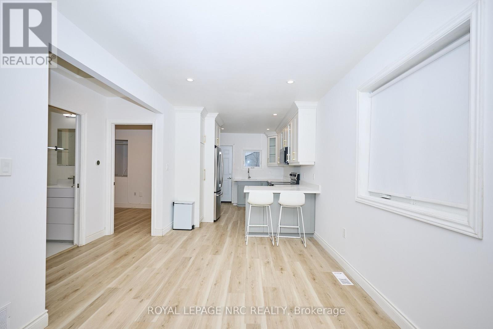 29 Trapnell Street, St. Catharines, Ontario  L2R 1B1 - Photo 5 - X12637928