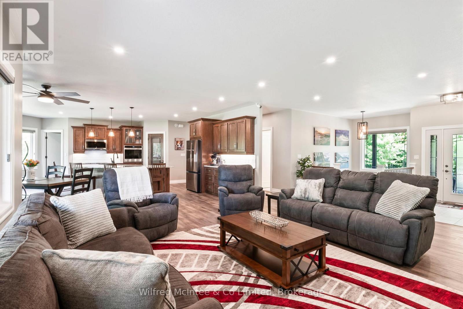 126 Forest Creek Trail, West Grey, Ontario  N0G 1S0 - Photo 11 - X12637940