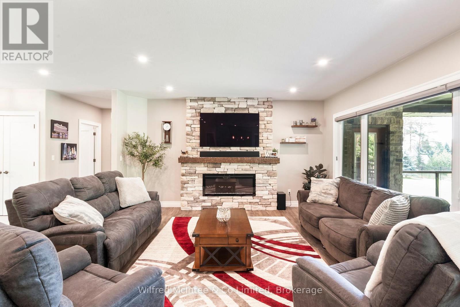 126 Forest Creek Trail, West Grey, Ontario  N0G 1S0 - Photo 12 - X12637940