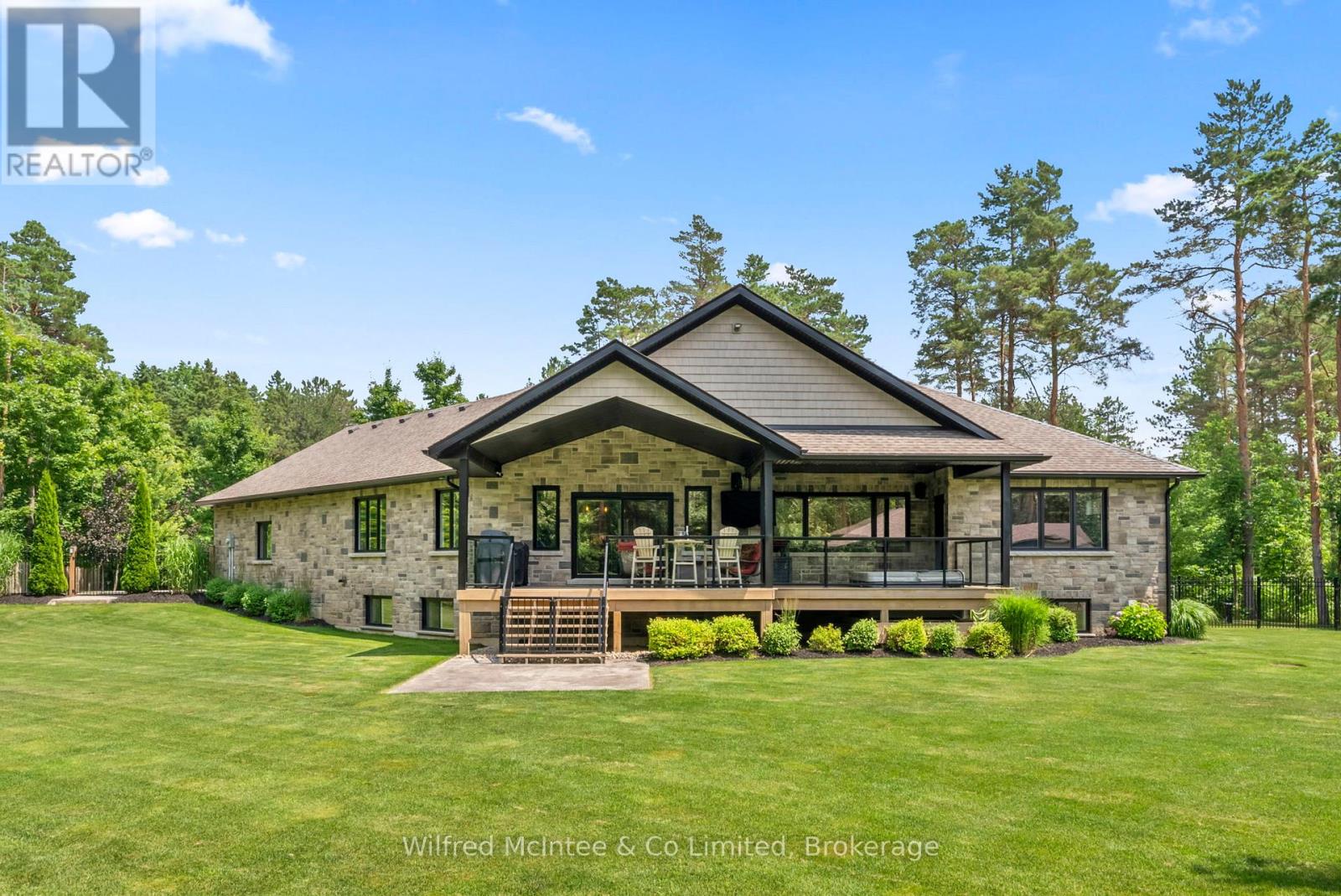 126 Forest Creek Trail, West Grey, Ontario  N0G 1S0 - Photo 38 - X12637940