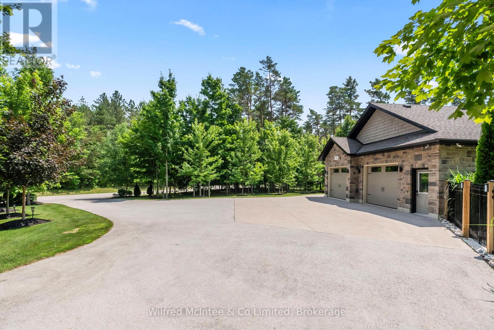 126 Forest Creek Trail, West Grey, Ontario  N0G 1S0 - Photo 41 - X12637940