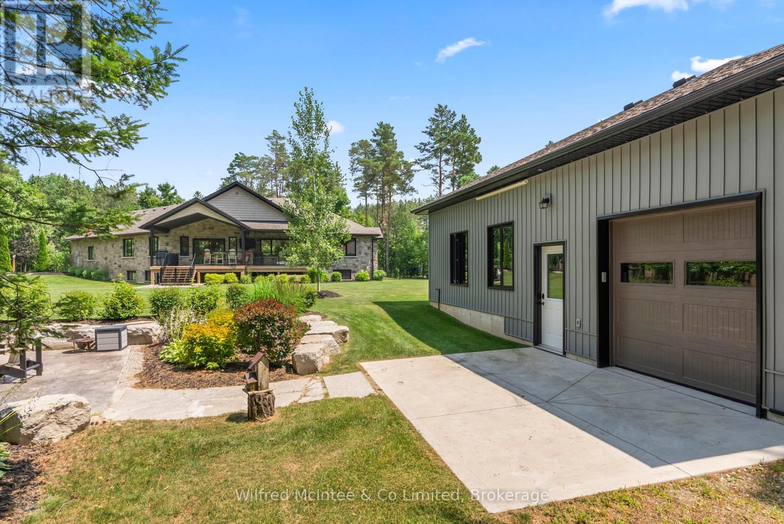 126 Forest Creek Trail, West Grey, Ontario  N0G 1S0 - Photo 42 - X12637940