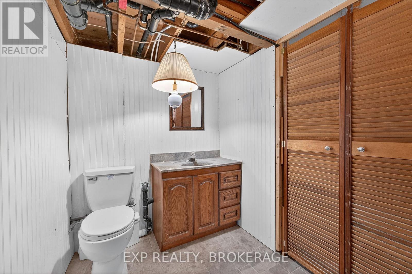 212 Robinson Street, Greater Napanee, Ontario  K7R 2S7 - Photo 27 - X12637942