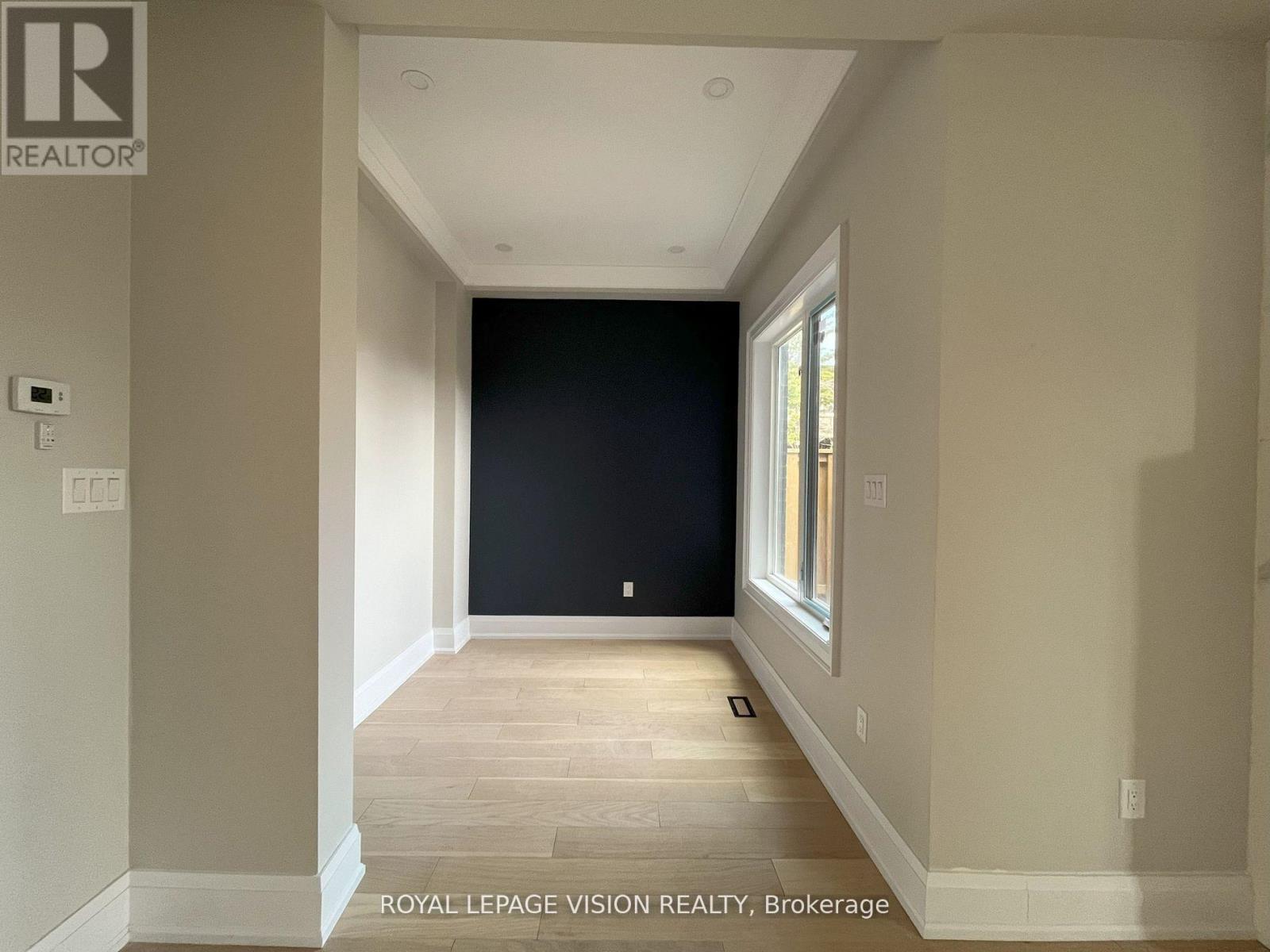 47 Lillington Avenue, Toronto (Birchcliffe-Cliffside), Ontario  M1N 3K4 - Photo 4 - E12637894