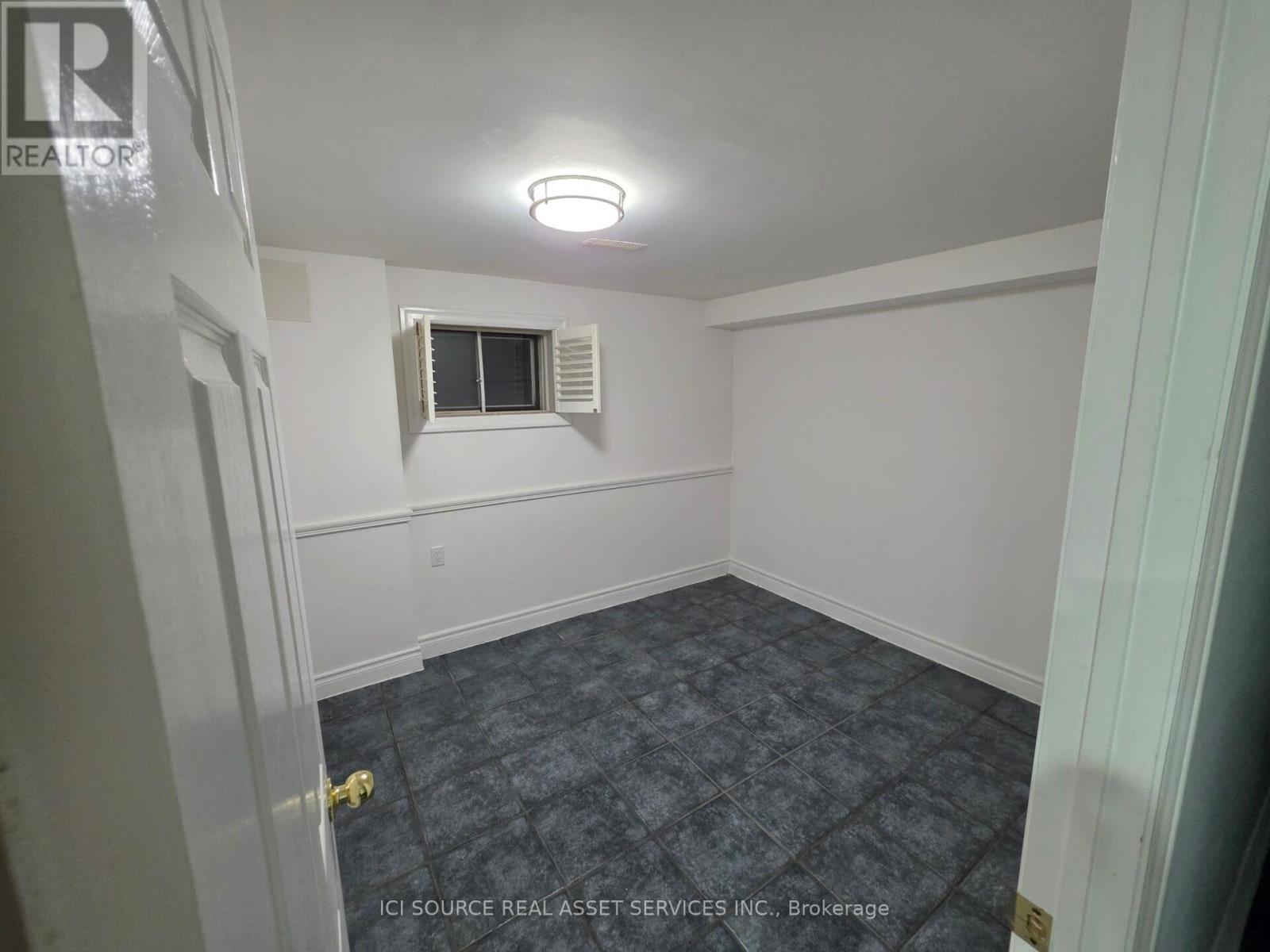 Basement - 33 Broomfield Drive, Toronto, Ontario  M1S 2W3 - Photo 4 - E12637934