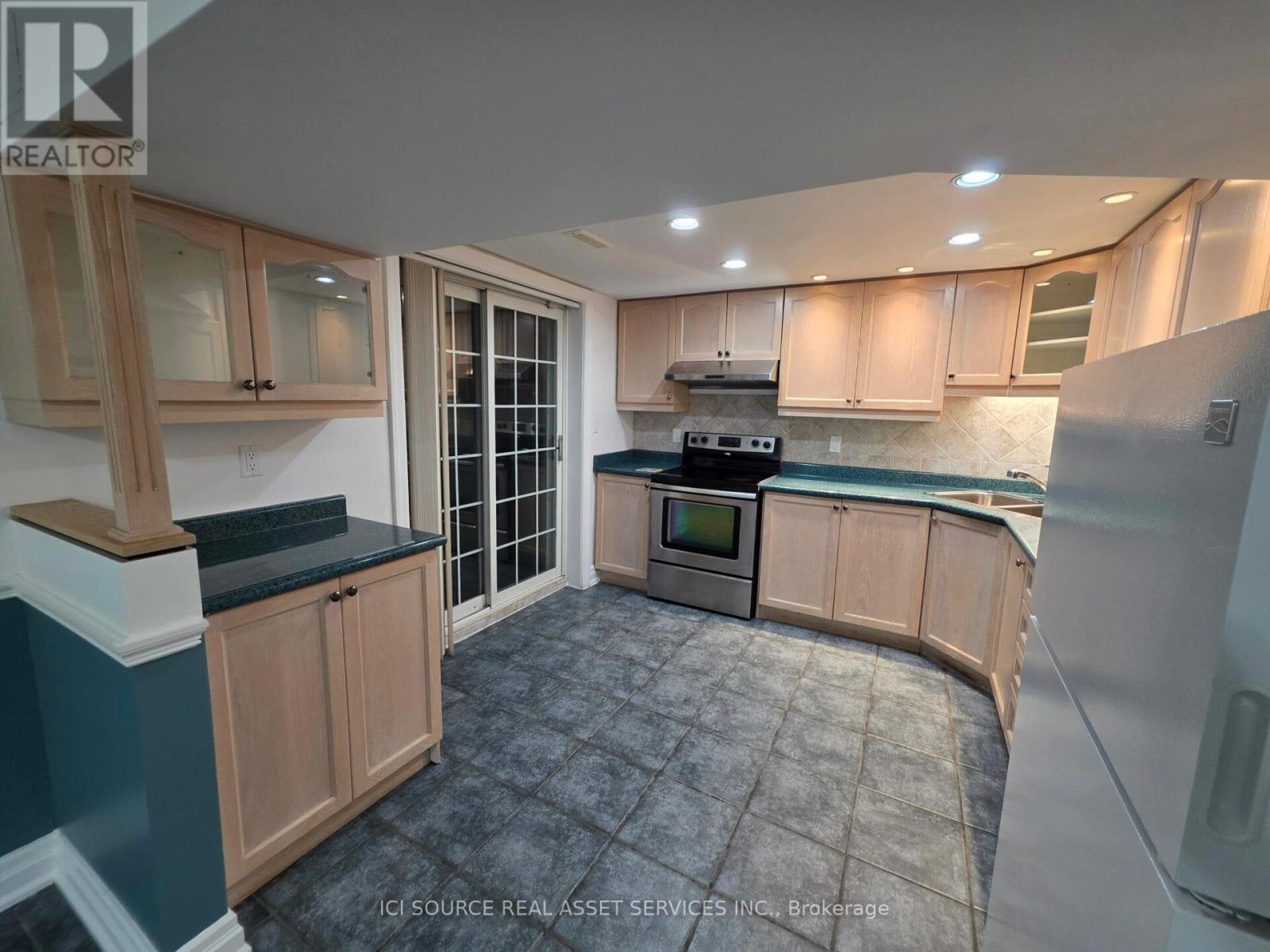 Basement - 33 Broomfield Drive, Toronto, Ontario  M1S 2W3 - Photo 8 - E12637934