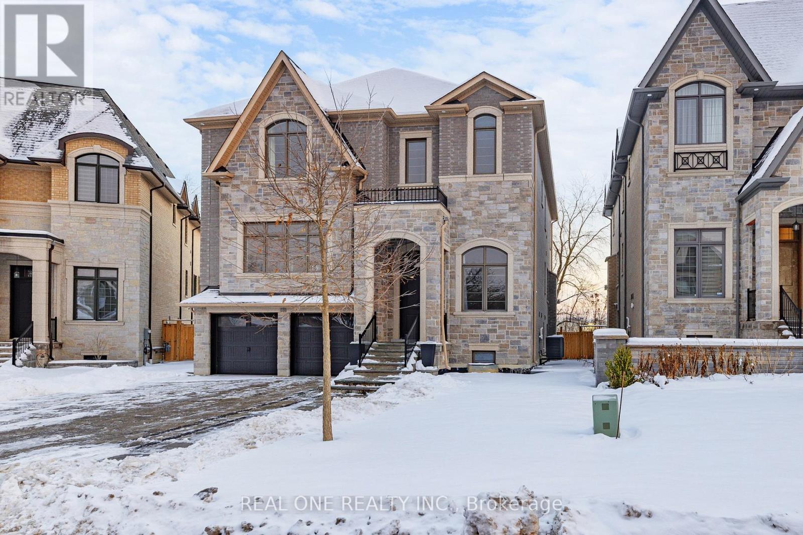 91 Fitzgerald Avenue, Markham (Unionville), Ontario  L3R 1R5 - Photo 4 - N12637886