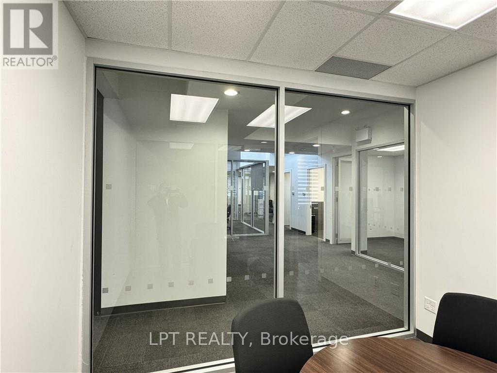 Main - 57 Collier Street, Barrie (City Centre), Ontario L4M 1G7 - Photo 11 - S12637916