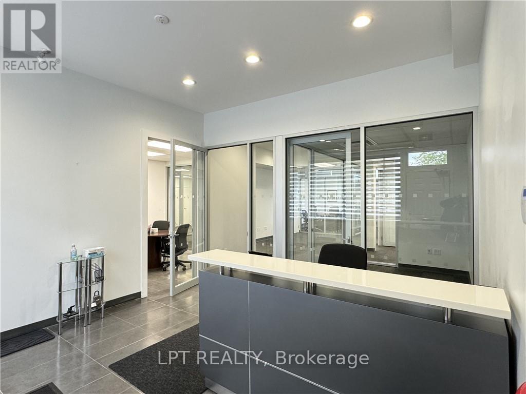 Main - 57 Collier Street, Barrie (City Centre), Ontario L4M 1G7 - Photo 6 - S12637916