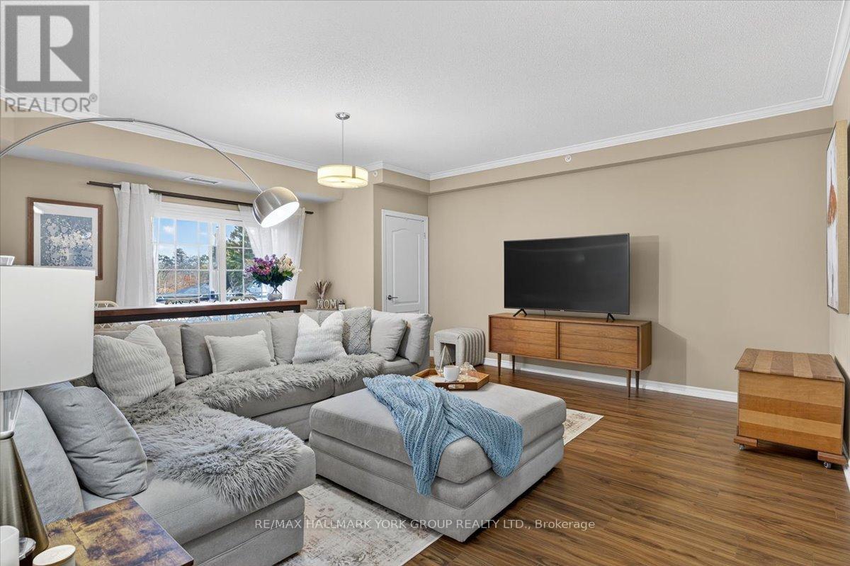 211 - 45 Ferndale Drive S, Barrie (Ardagh), Ontario  L4N 5W7 - Photo 8 - S12637944