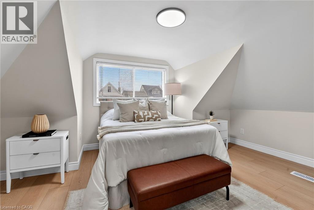 201 Grosvenor Avenue N, Hamilton, Ontario  L8L 7T1 - Photo 36 - 40793396