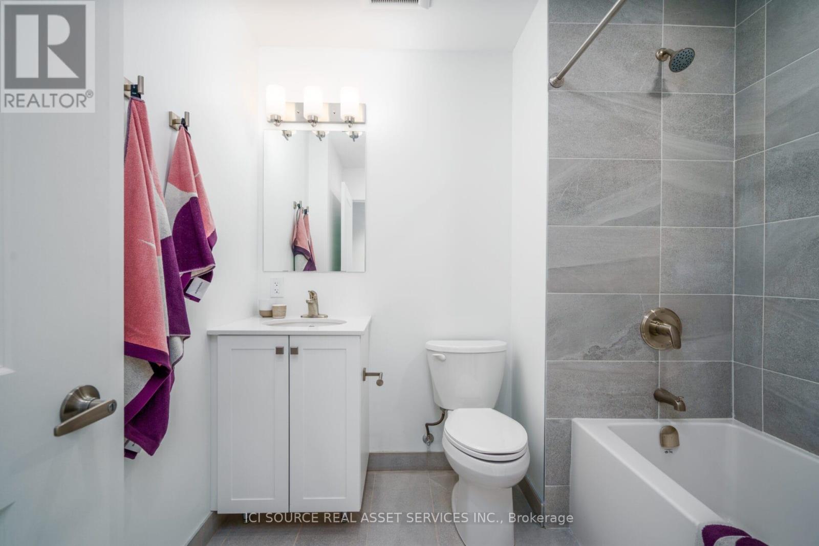 208 - 19b West Street N, Kawartha Lakes (Fenelon Falls), Ontario  K0M 1N0 - Photo 12 - X12637936