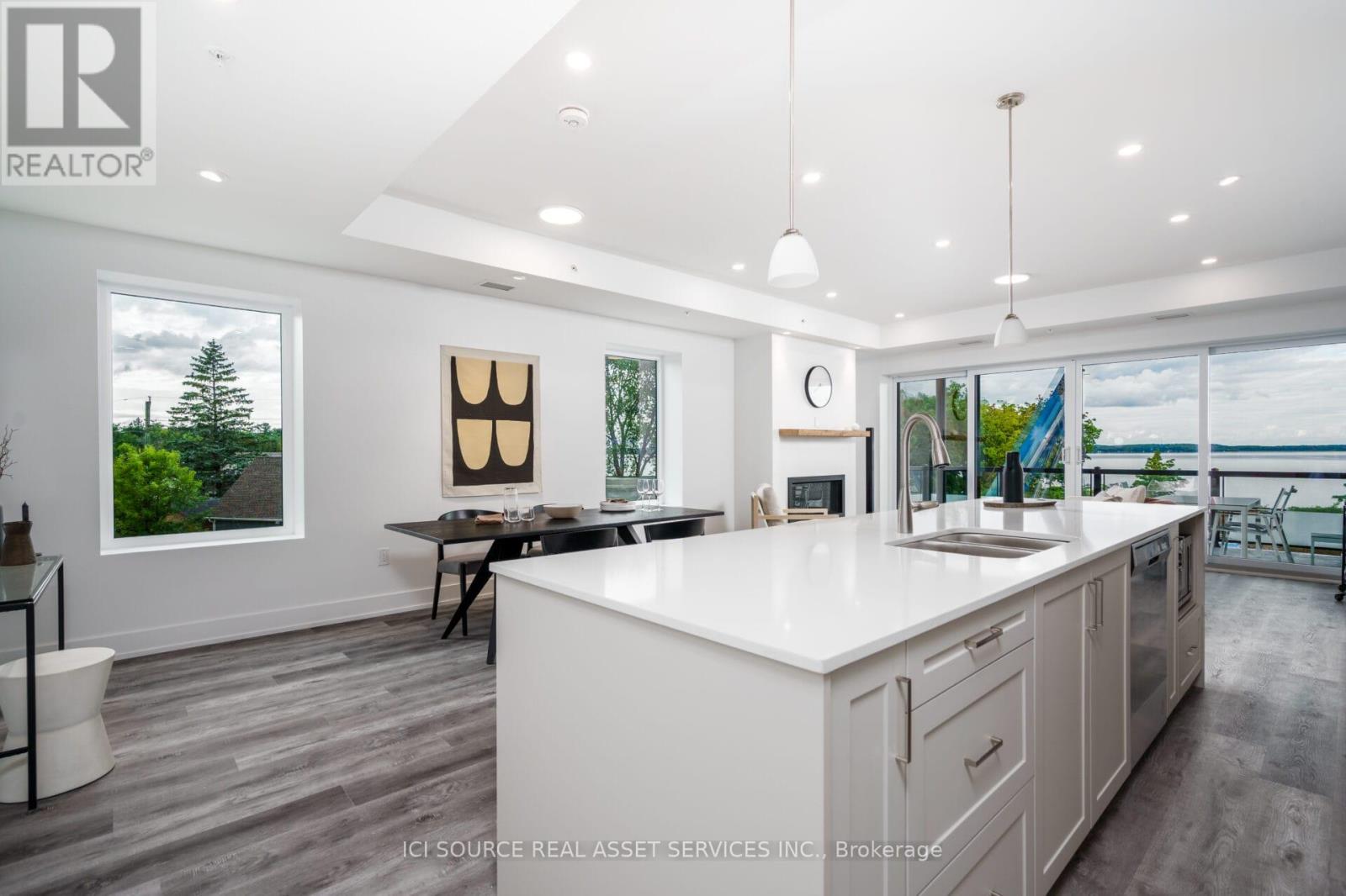 208 - 19b West Street N, Kawartha Lakes (Fenelon Falls), Ontario  K0M 1N0 - Photo 5 - X12637936