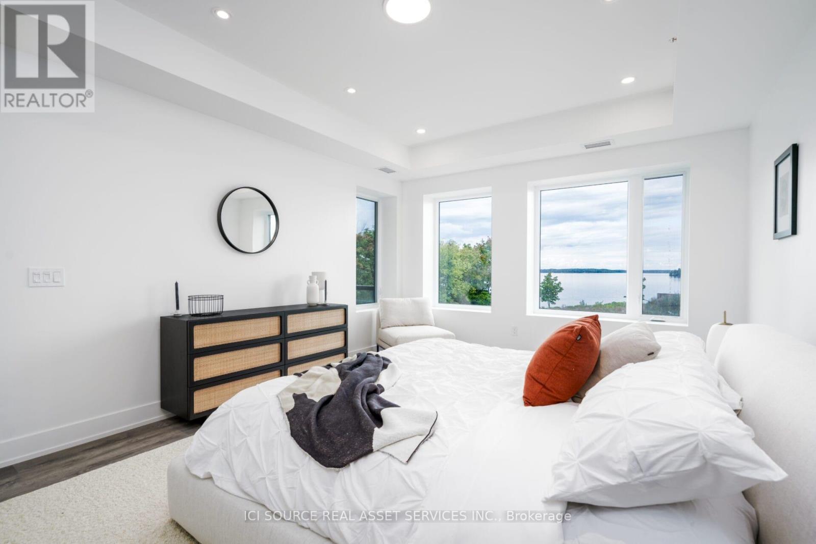 208 - 19b West Street N, Kawartha Lakes (Fenelon Falls), Ontario  K0M 1N0 - Photo 8 - X12637936