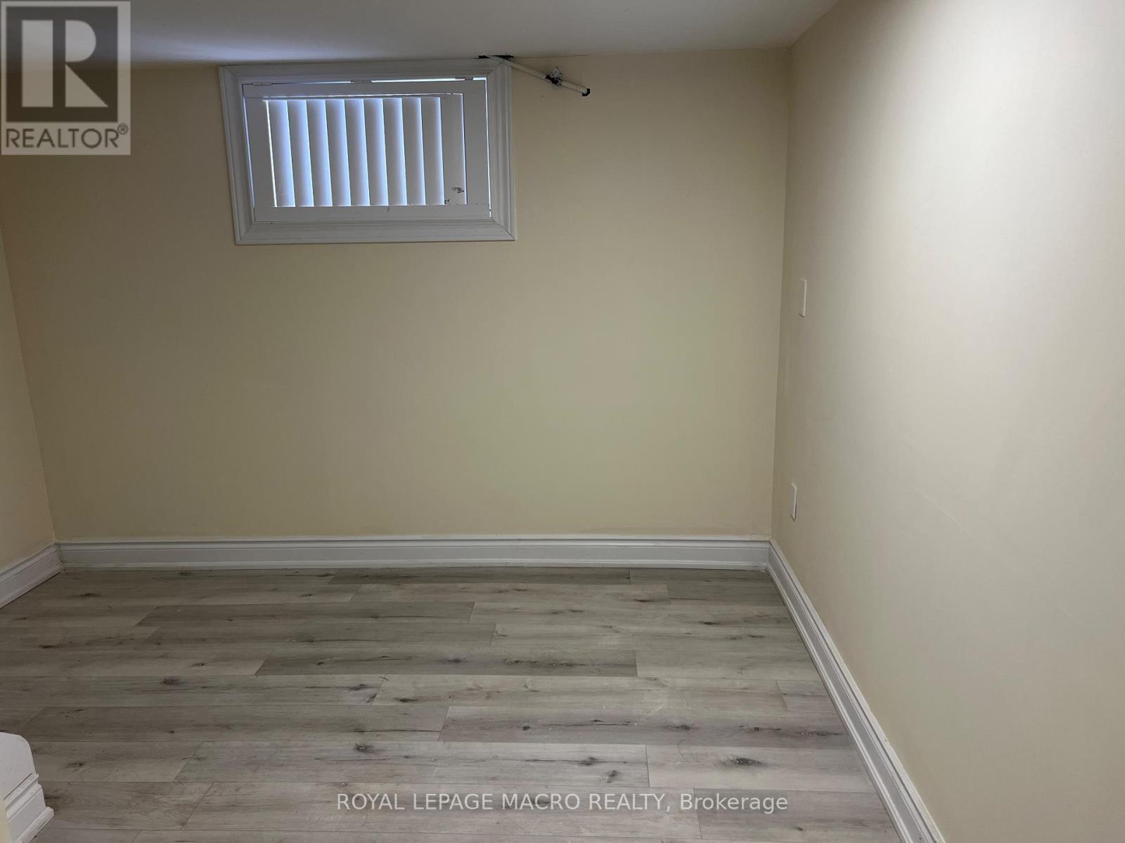 1032 Mud Street E, Hamilton, Ontario  L8J 3E3 - Photo 16 - X12634234