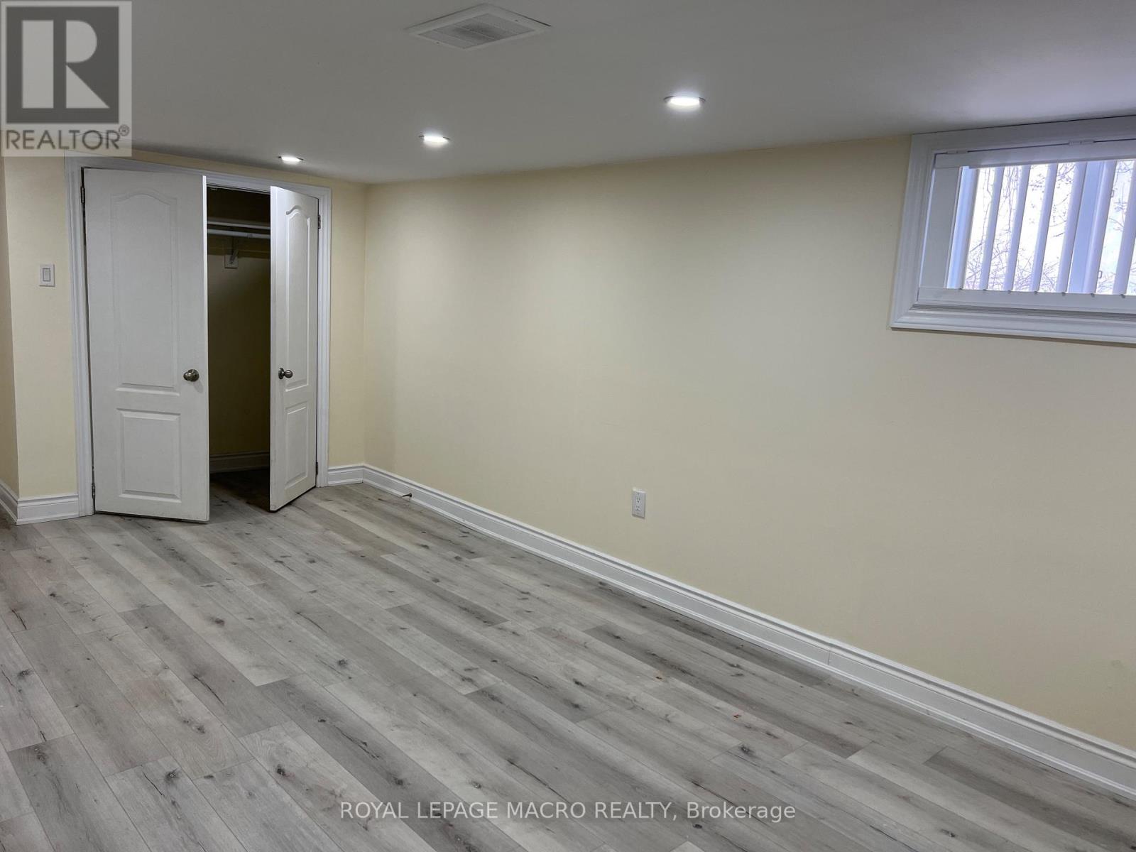 1032 Mud Street E, Hamilton, Ontario  L8J 3E3 - Photo 15 - X12634234