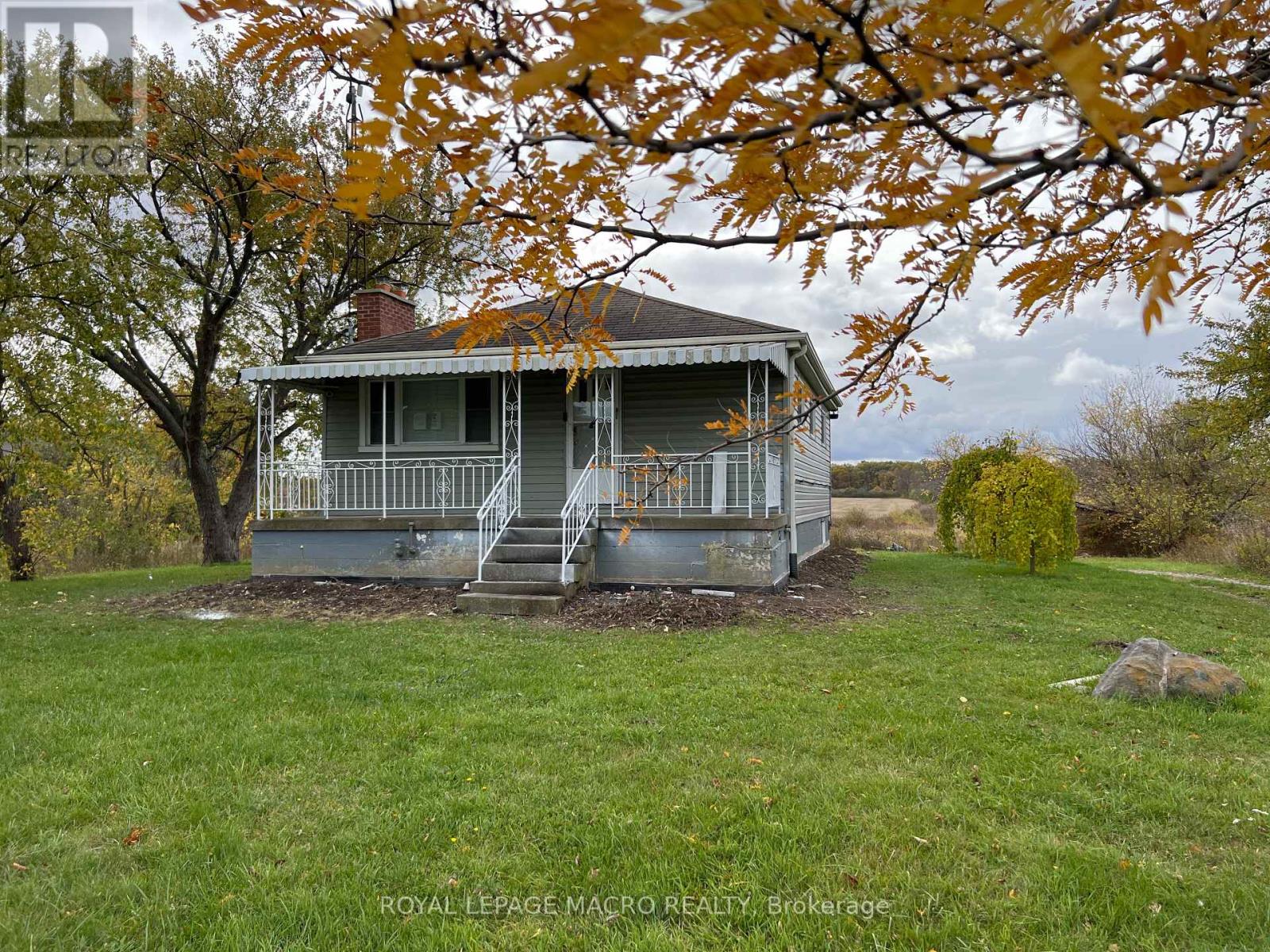 1032 Mud Street E, Hamilton, Ontario  L8J 3E3 - Photo 17 - X12634234