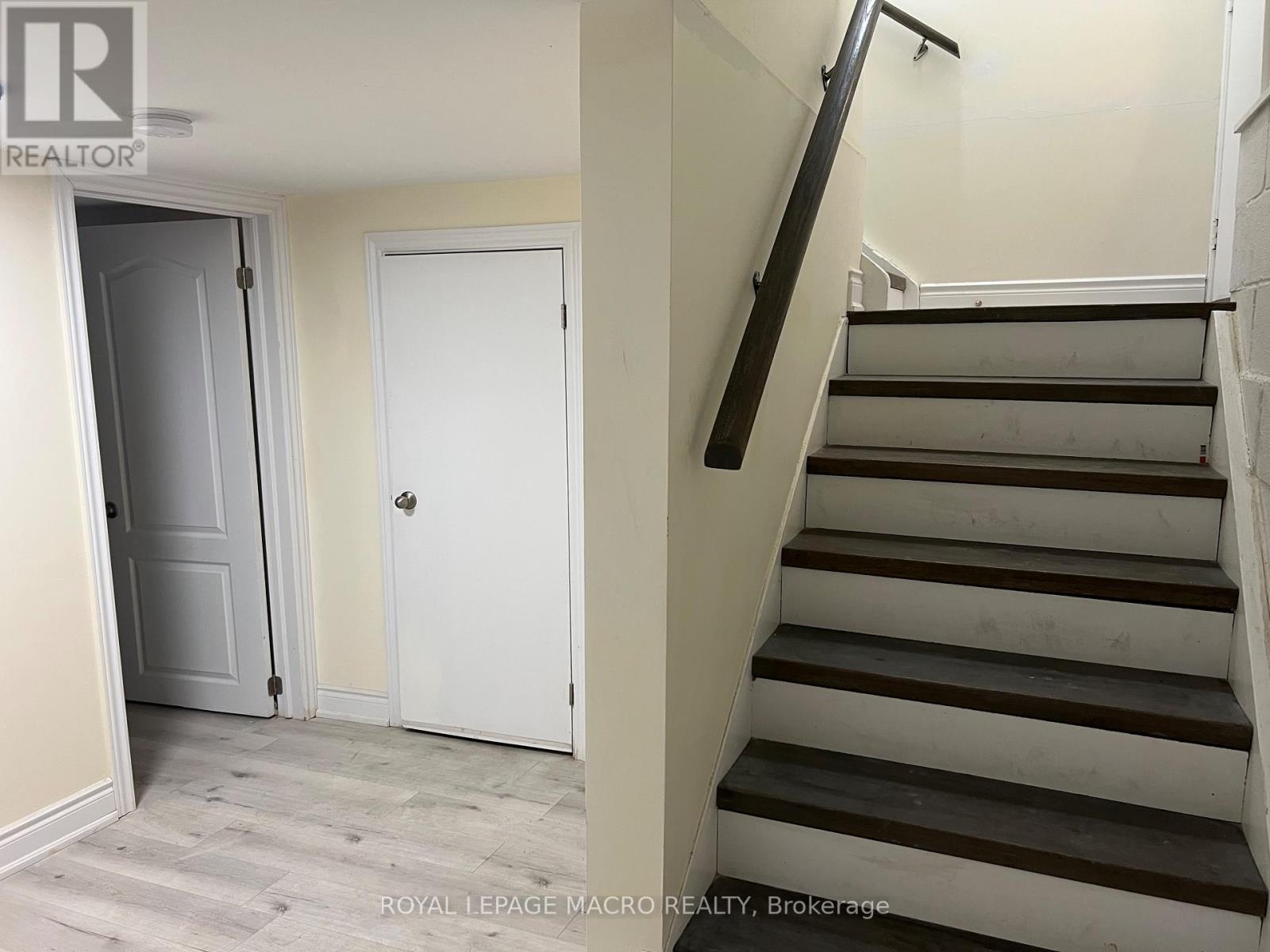 1032 Mud Street E, Hamilton, Ontario  L8J 3E3 - Photo 13 - X12634234