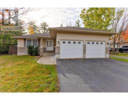 206 ORIOLE CRESCENT, Petawawa, Ontario