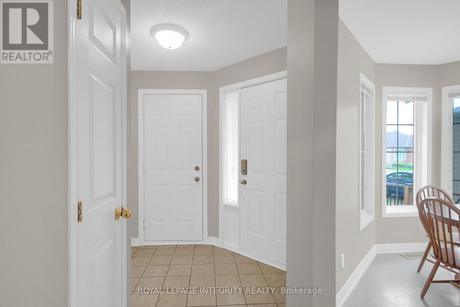 22 Halkirk Avenue, Ottawa, Ontario  K2V 1B5 - Photo 6 - X12637964