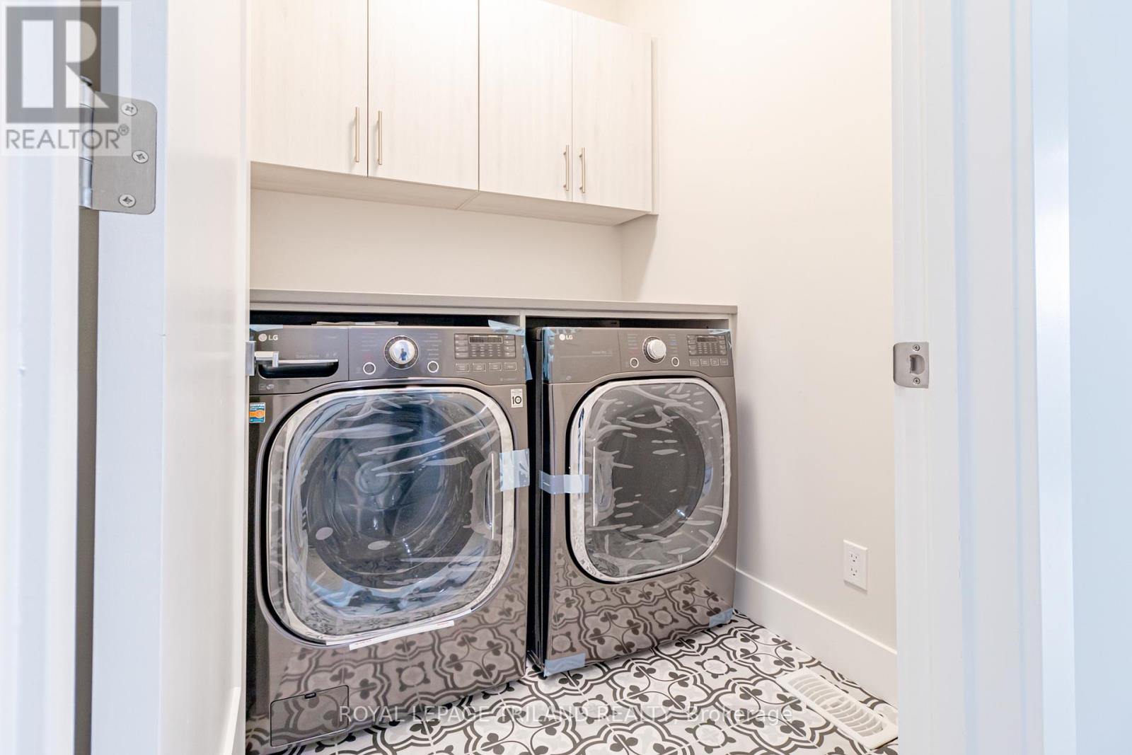 26 Tattersall Lane, Lambton Shores, Ontario  N0M 1T0 - Photo 29 - X12588282