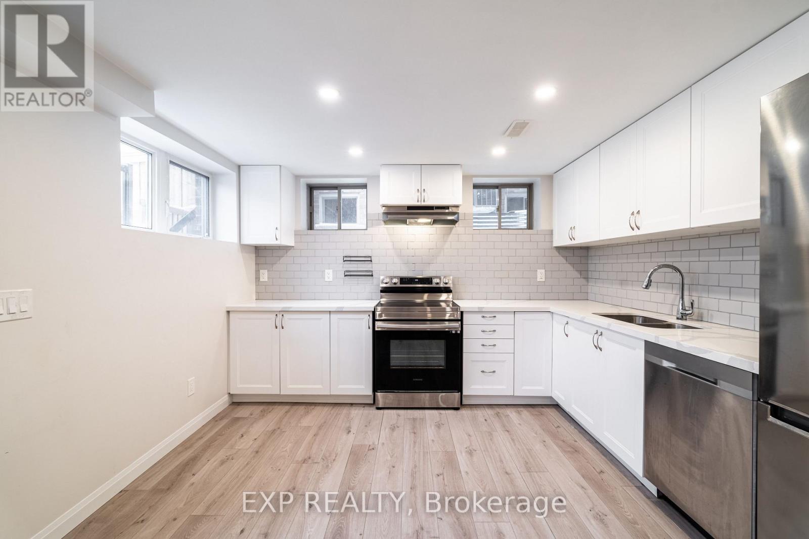 38 BUSATO DRIVE, whitchurch-stouffville (stouffville), Ontario