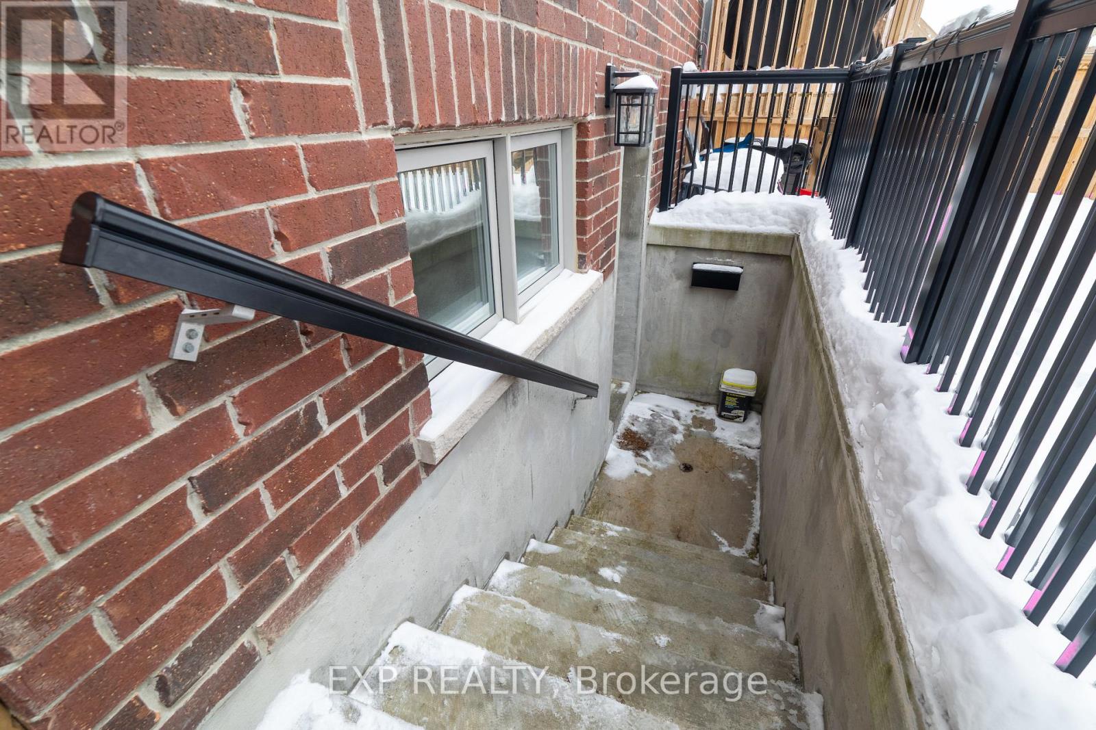 38 Busato Drive, Whitchurch-Stouffville (Stouffville), Ontario  L4A 4V2 - Photo 13 - N12637962