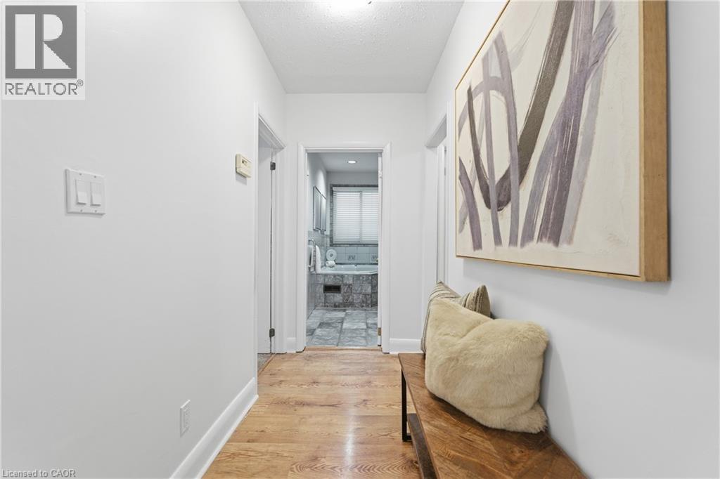 149 West 28th Street, Hamilton, Ontario  L9C 5B1 - Photo 12 - 40793515