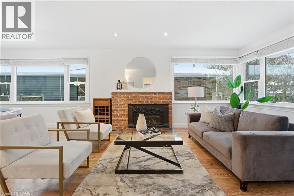 149 West 28th Street, Hamilton, Ontario  L9C 5B1 - Photo 4 - 40793515