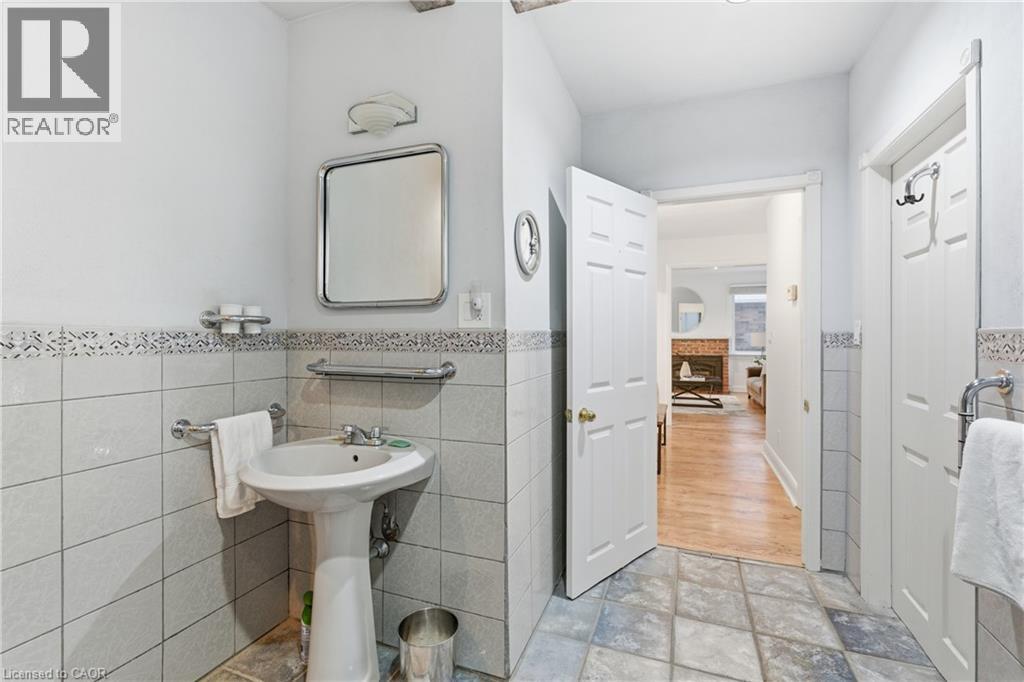 149 West 28th Street, Hamilton, Ontario  L9C 5B1 - Photo 14 - 40793515