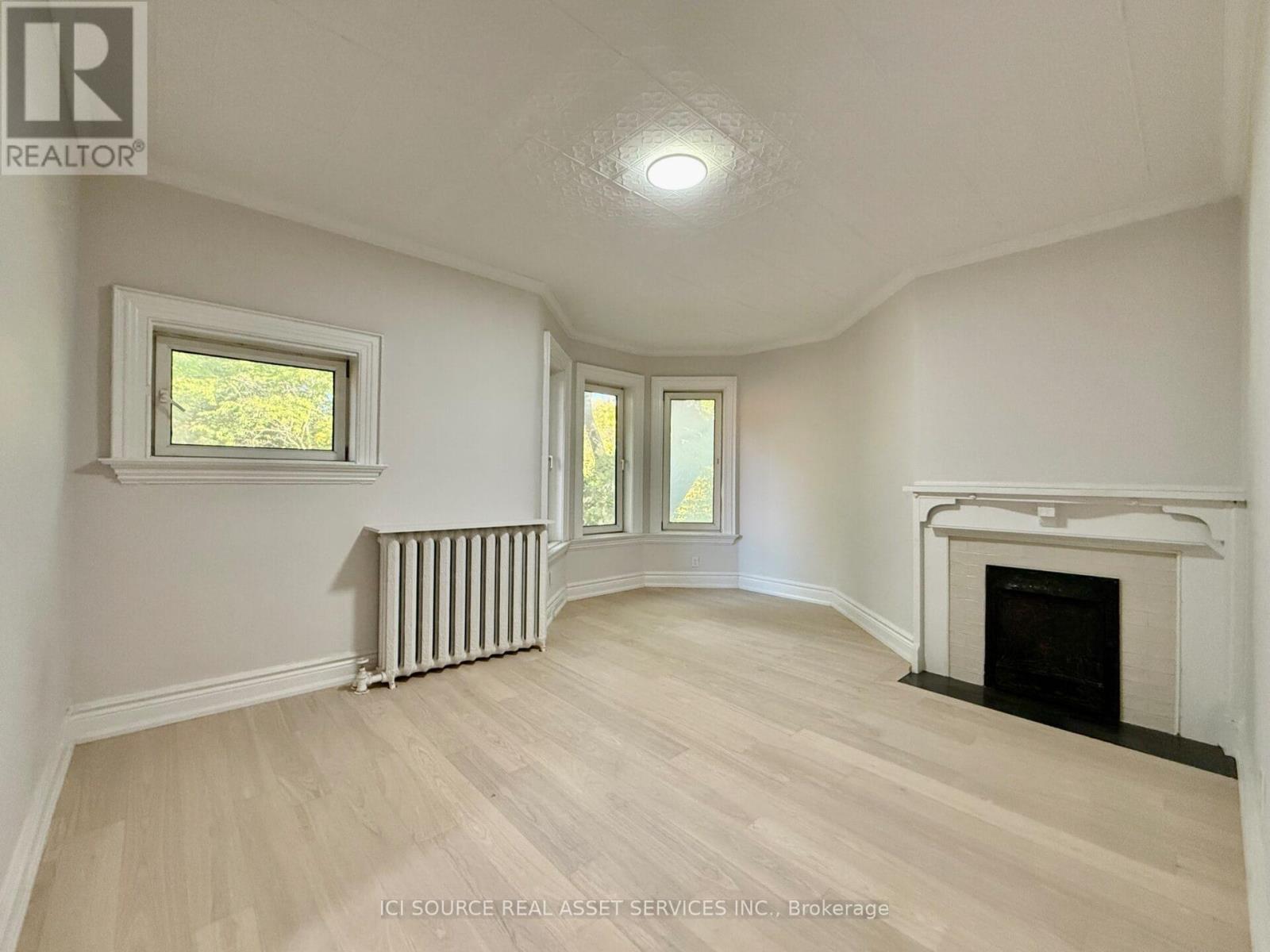 2 - 2 Bellwoods Park, Toronto (Trinity-Bellwoods), Ontario  M6J 1S4 - Photo 18 - C12637980