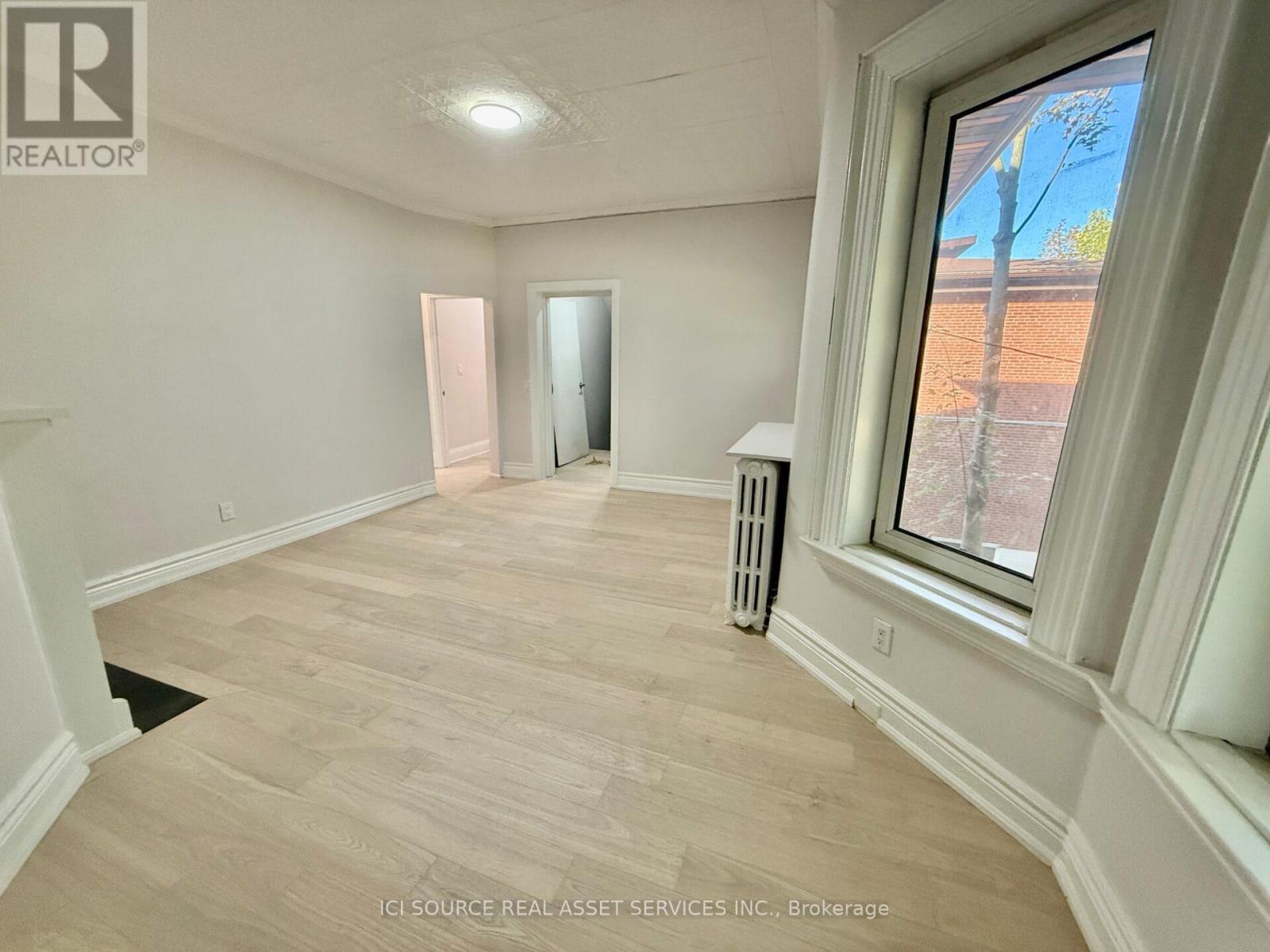 2 - 2 Bellwoods Park, Toronto (Trinity-Bellwoods), Ontario  M6J 1S4 - Photo 19 - C12637980