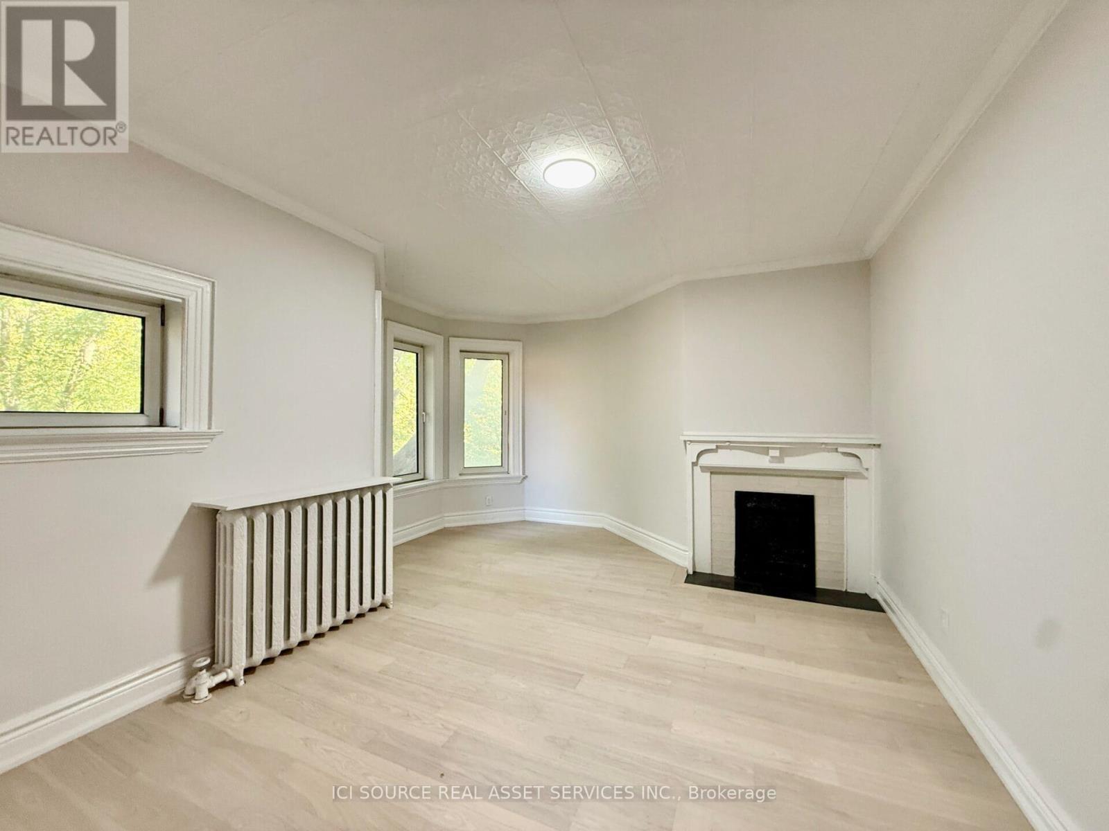 2 - 2 Bellwoods Park, Toronto (Trinity-Bellwoods), Ontario  M6J 1S4 - Photo 21 - C12637980