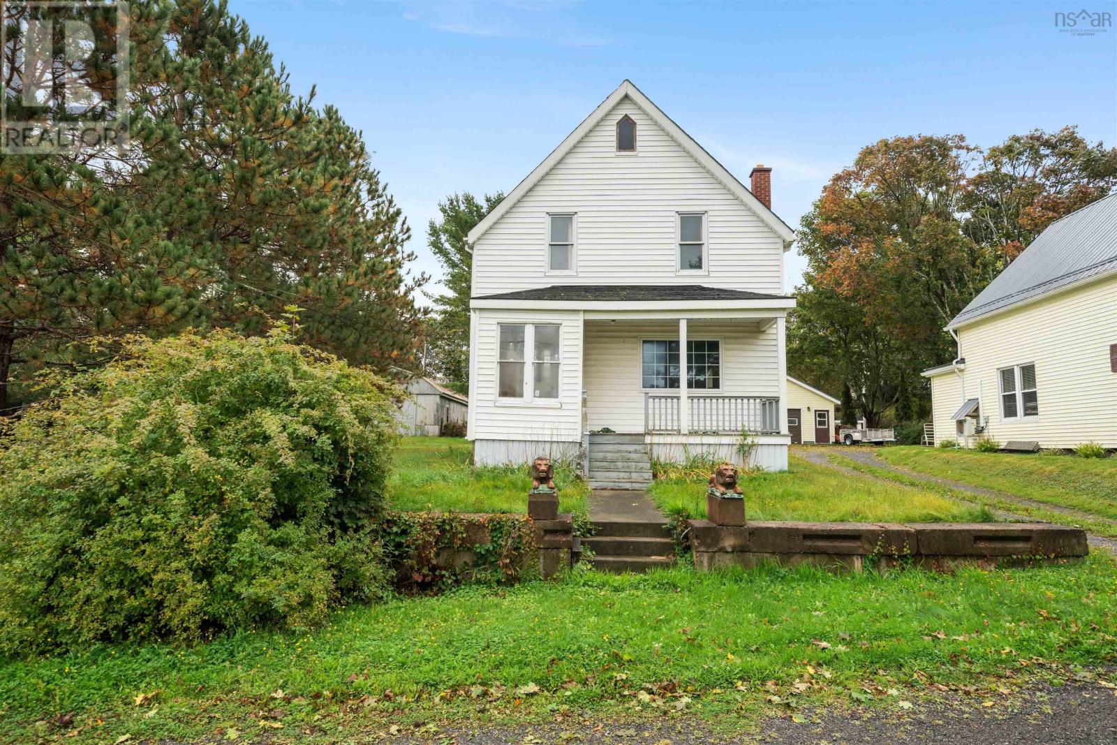 29 Edward Street, Plymouth, Nova Scotia