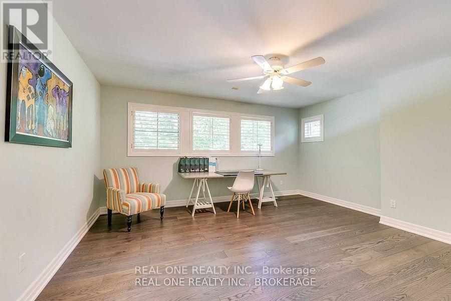 249 Poplar Drive, Oakville (Mo Morrison), Ontario  L6J 4C7 - Photo 26 - W12637982