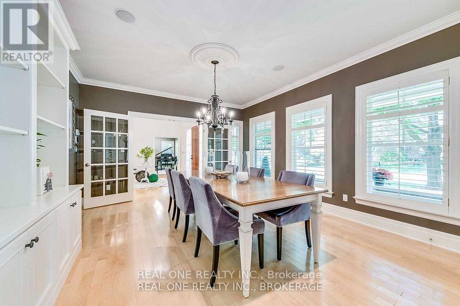 249 Poplar Drive, Oakville (Mo Morrison), Ontario  L6J 4C7 - Photo 6 - W12637982