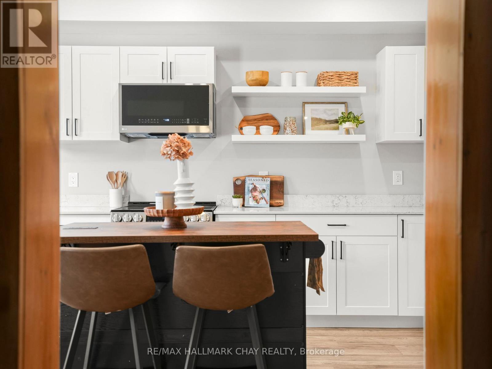 14 Wilson Street, New Tecumseth, Ontario  L0G 1W0 - Photo 12 - N12636832