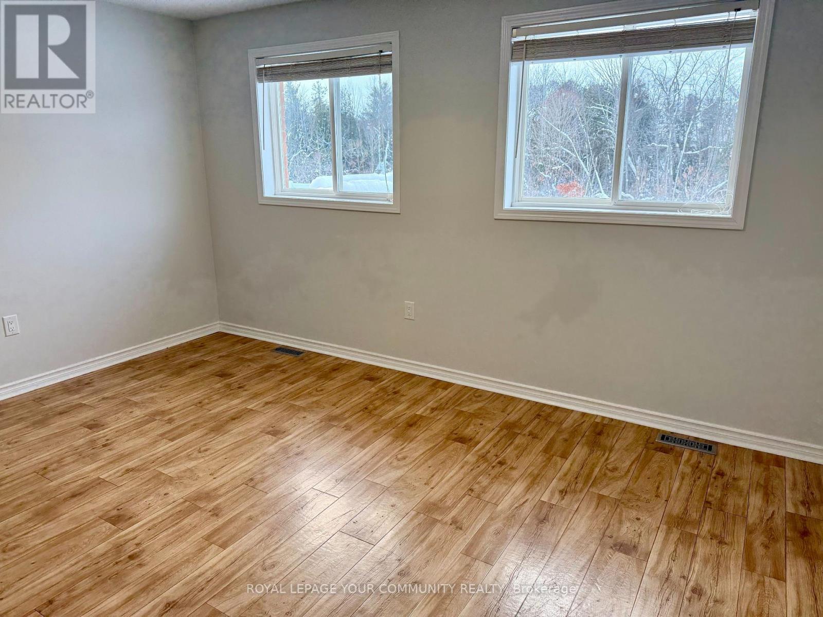 Main Floor - 24 Sun King Crescent, Barrie, Ontario  L4M 7J9 - Photo 13 - S12636828