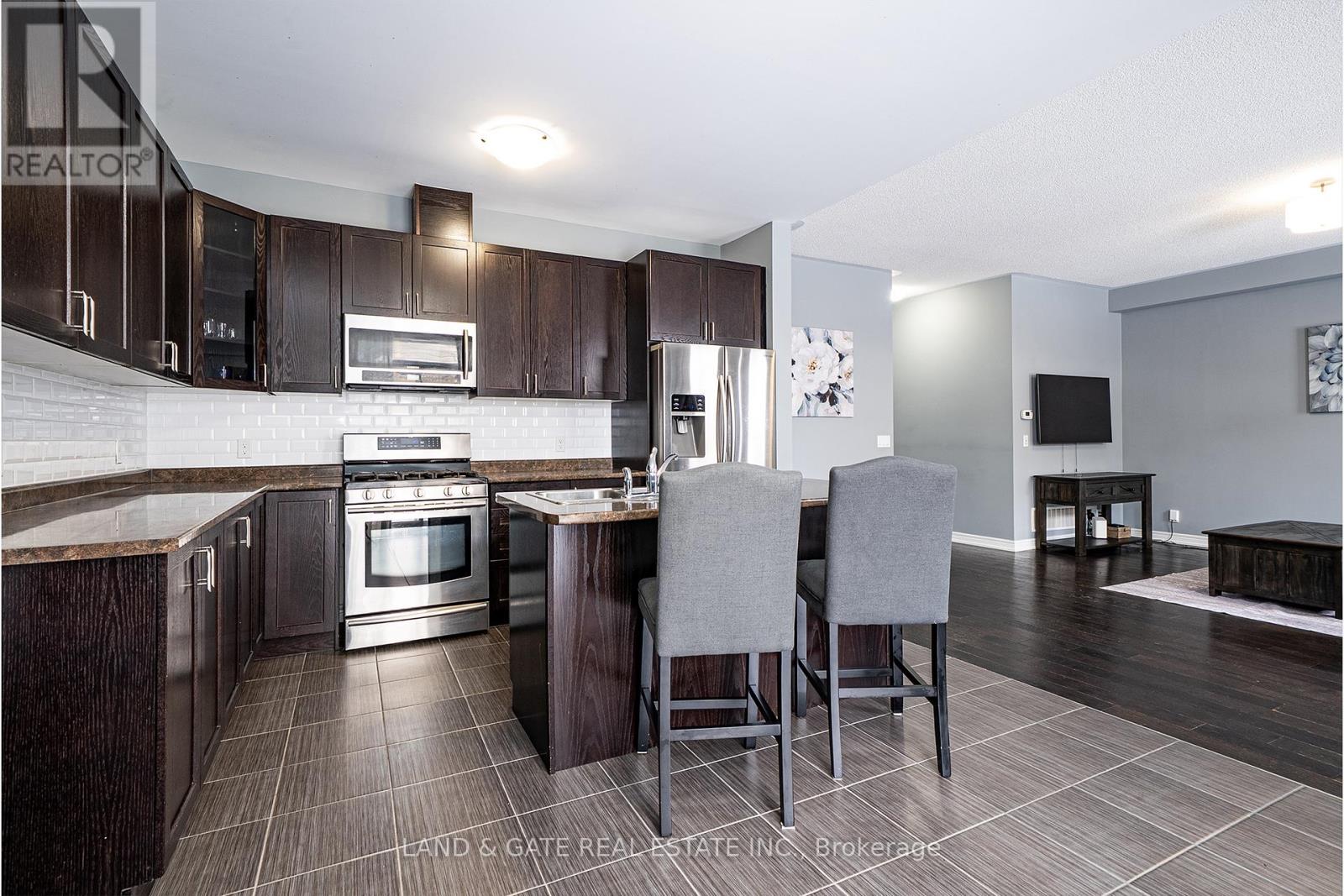 2323 Steeplechase Street, Oshawa, Ontario  L1L 0C8 - Photo 10 - E12638016