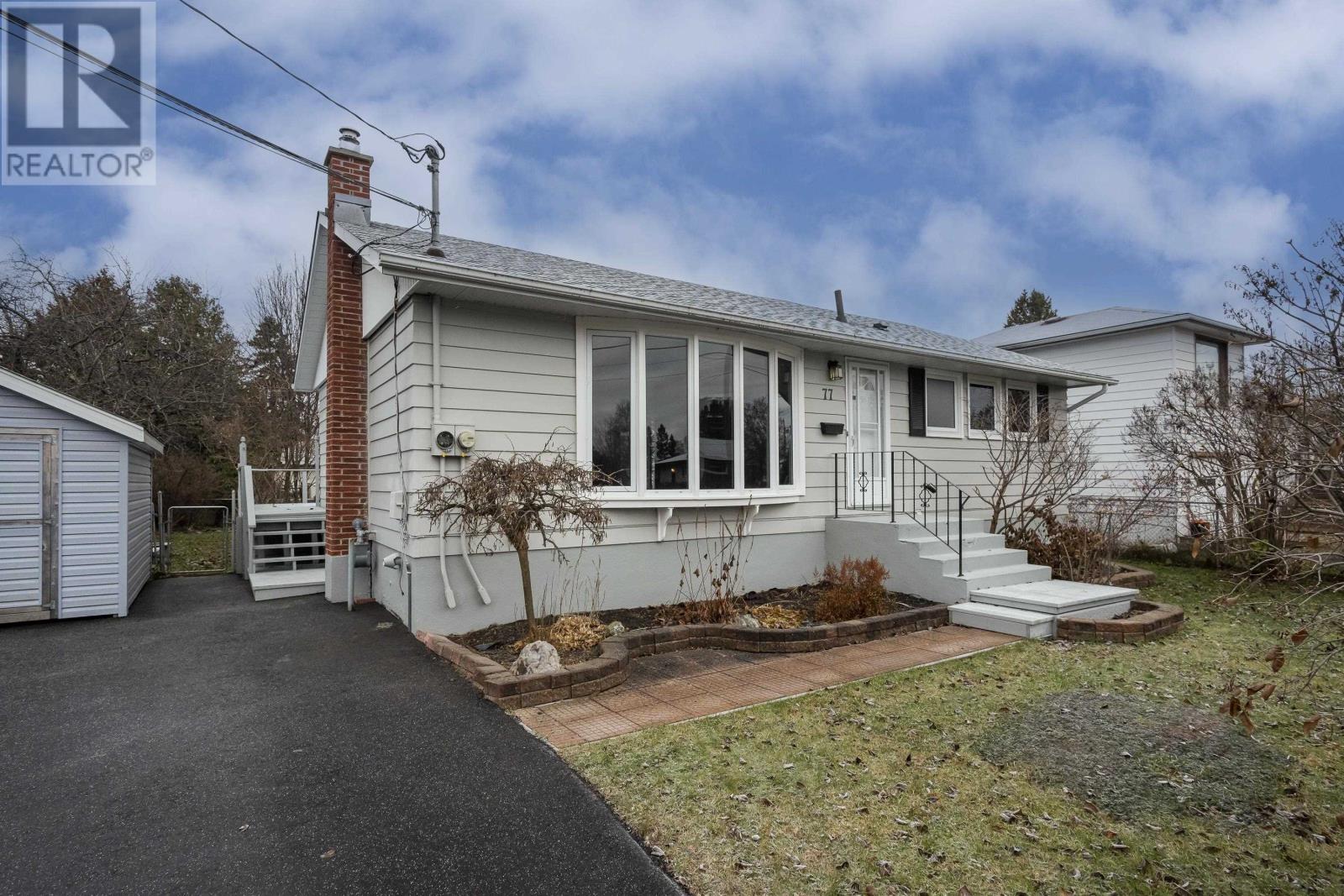 77 Gertrude Ave, Thunder Bay, Ontario  P7A 6V6 - Photo 3 - TB253592