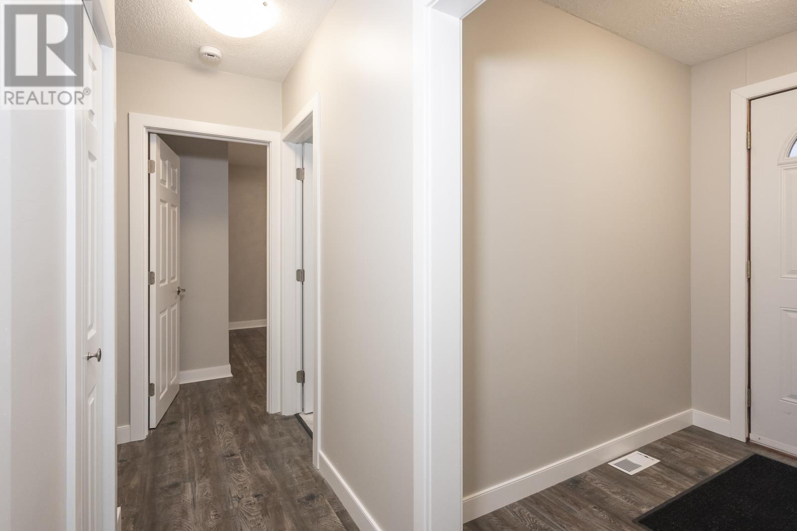 77 Gertrude Ave, Thunder Bay, Ontario  P7A 6V6 - Photo 7 - TB253592