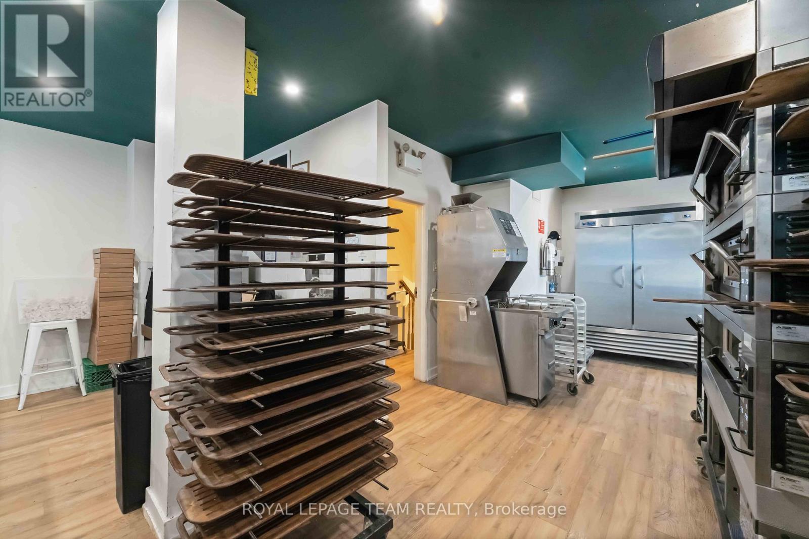 806 March Road E, Ottawa, Ontario K2W 0C9 - Photo 25 - X12638012