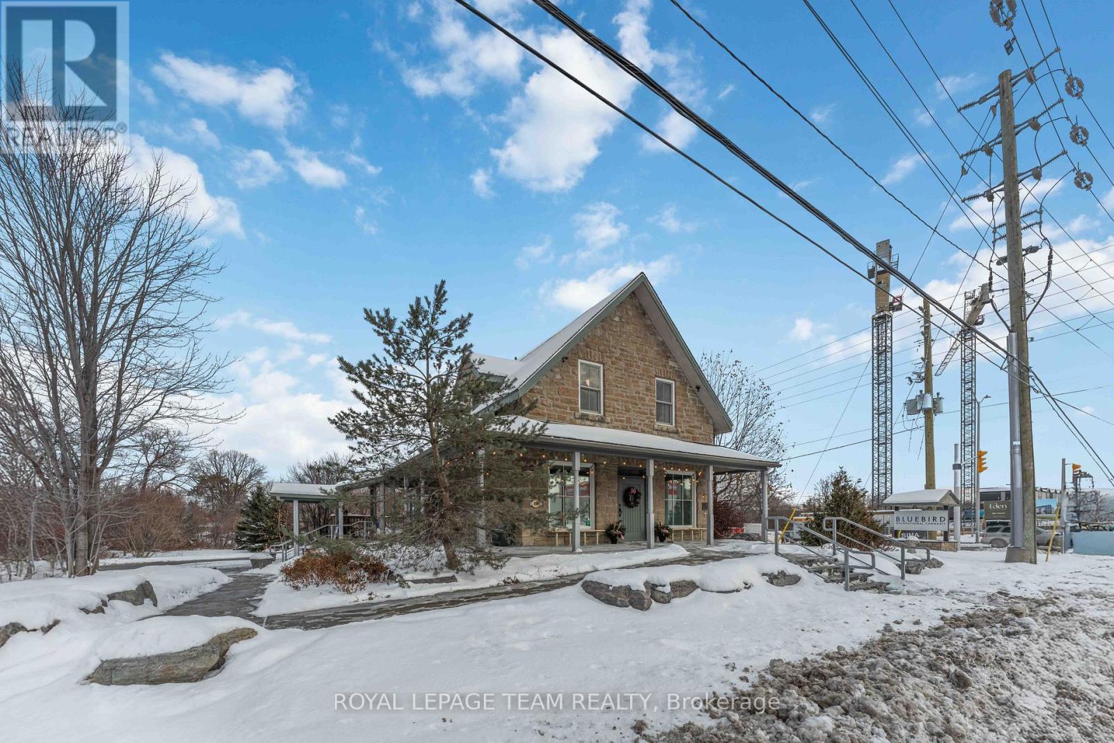 806 March Road E, Ottawa, Ontario K2W 0C9 - Photo 3 - X12638012