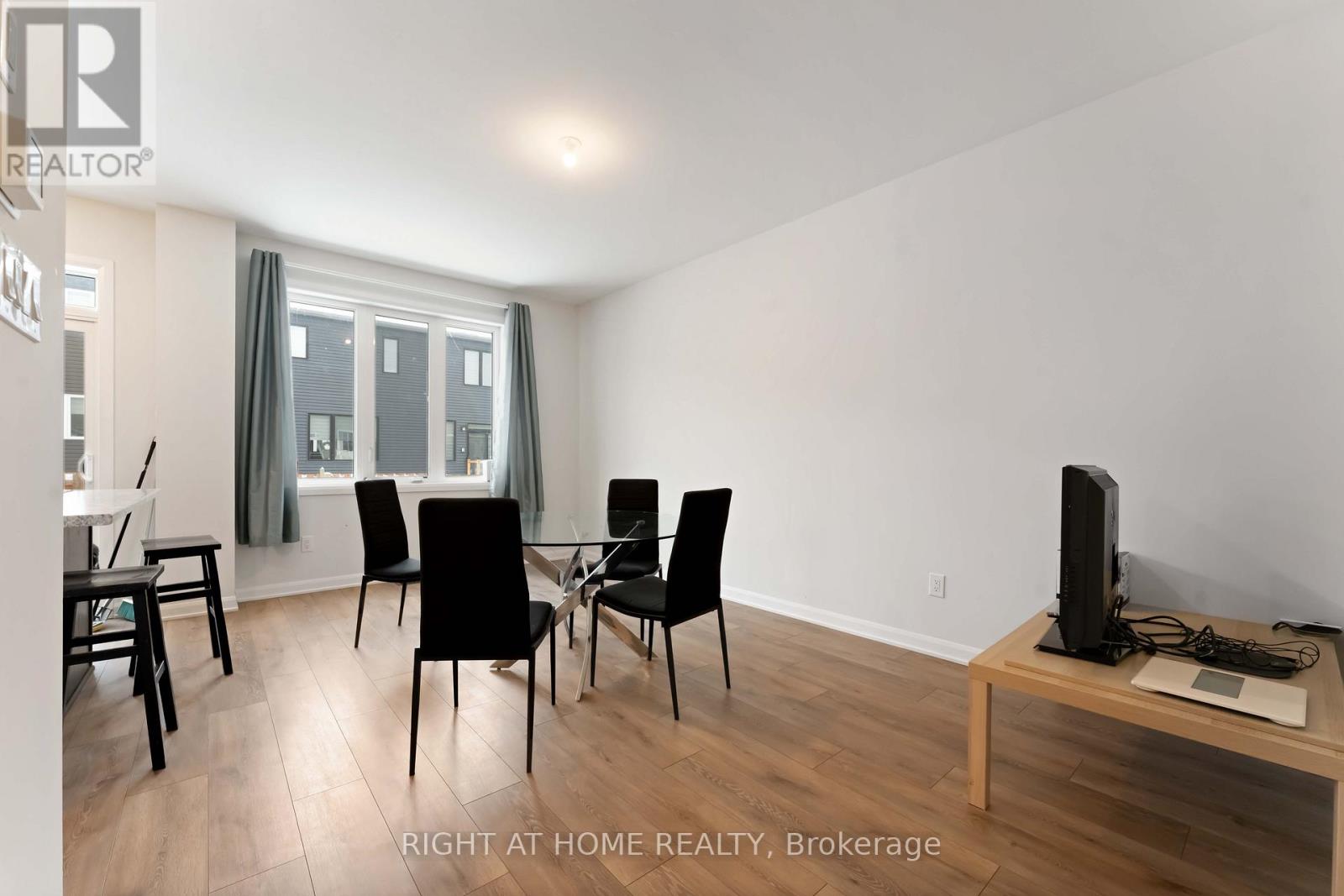 1022 Ballyhale Heights, Ottawa, Ontario  K2J 6V6 - Photo 18 - X12638018