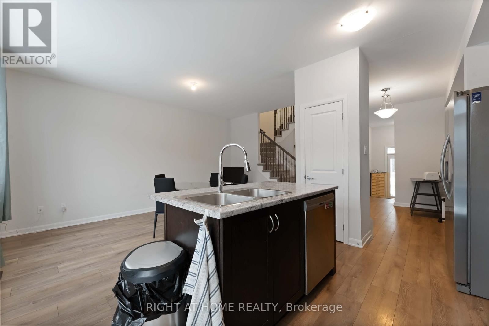 1022 Ballyhale Heights, Ottawa, Ontario  K2J 6V6 - Photo 23 - X12638018