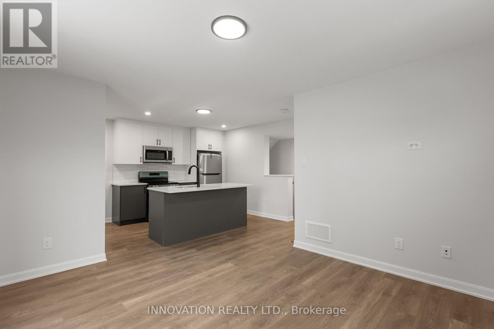 32 - 301 Glenroy Gilbert Drive, Ottawa, Ontario  K2J 5W2 - Photo 6 - X12638036