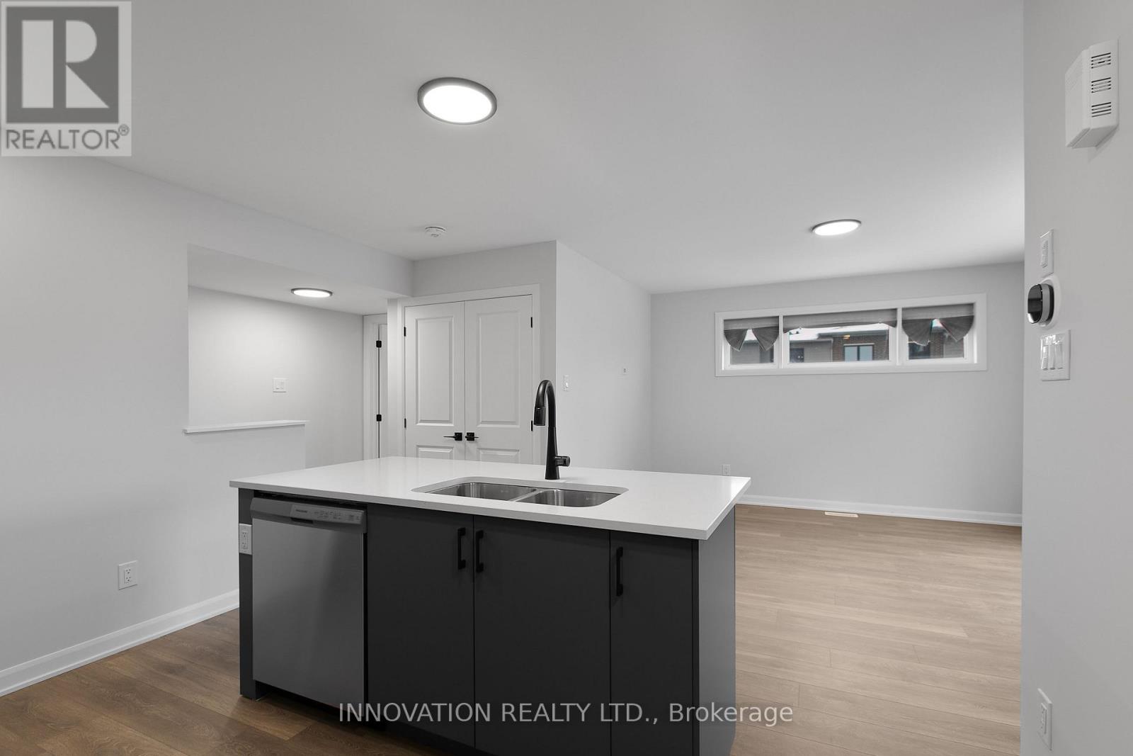 32 - 301 Glenroy Gilbert Drive, Ottawa, Ontario  K2J 5W2 - Photo 9 - X12638036