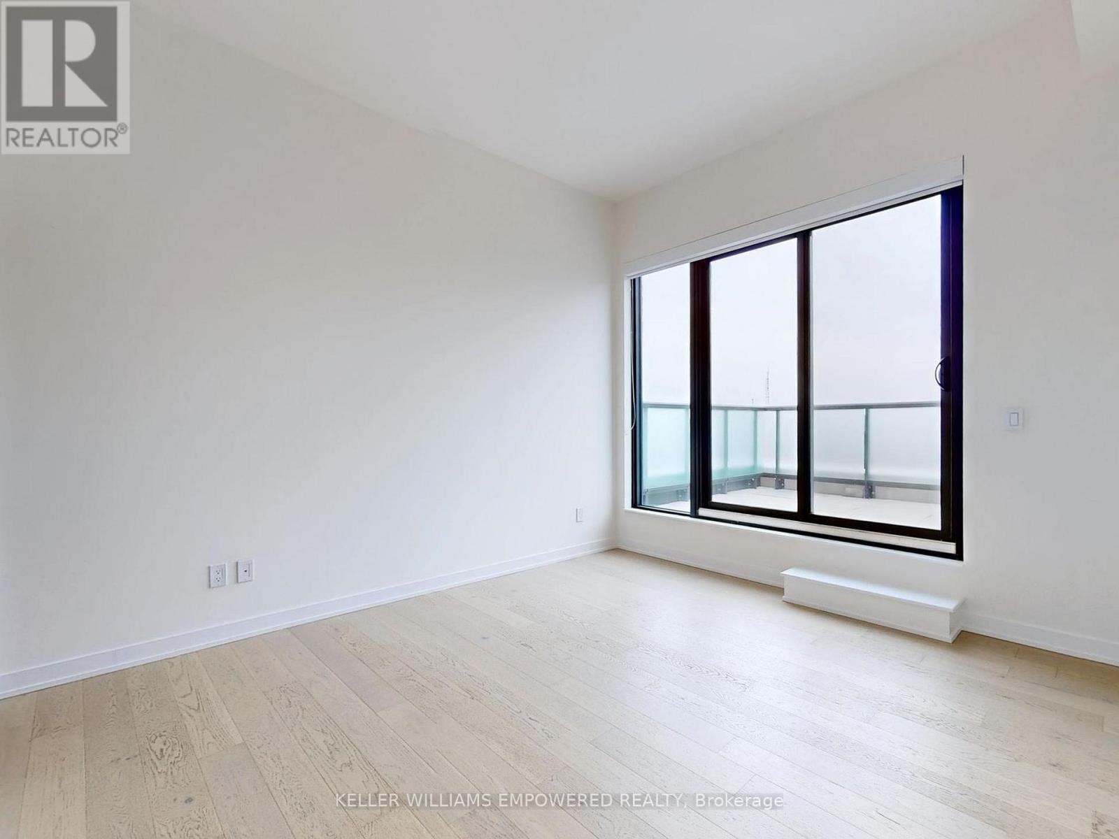 901 - 840 St. Clair Avenue W, Toronto, Ontario  M6C 0A4 - Photo 13 - C12638024